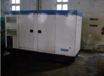 楚雄康明斯150kw大型柴油二手发电机组